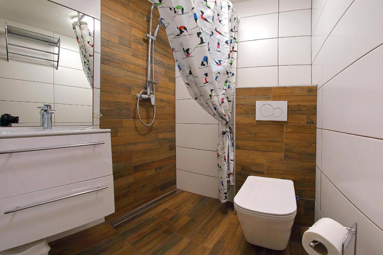 Liptovský Mikuláš Chalet Derese מראה חיצוני תמונה